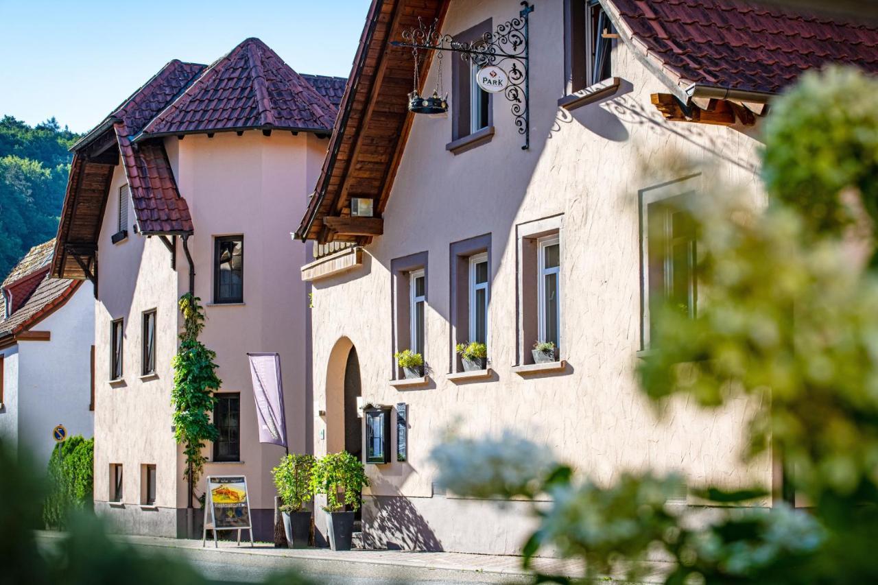 Landgasthaus & Hotel Zur Krone 단 외부 사진