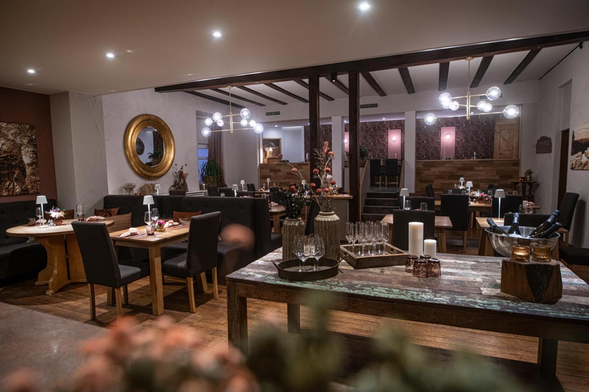 Landgasthaus & Hotel Zur Krone 단 외부 사진